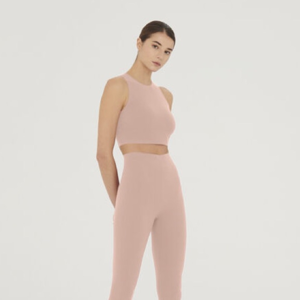 NWT WOLFORD BONDED CROP TOP CHERRY BLOSSOM WORK OUT TOP